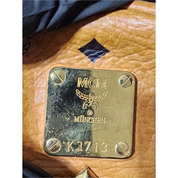 Authentic MCM Visetos Medium Sprinkle Stud Stark Backpack Cognac - Picture 5 of 16